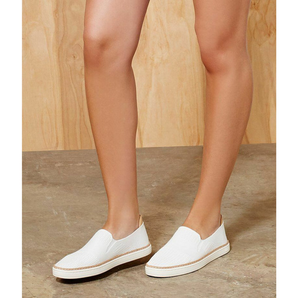 UGG Sammy Chevron Sneakers Slip On Walking Shoes White & Tan Women's Size 10 - Picture 10 of 16